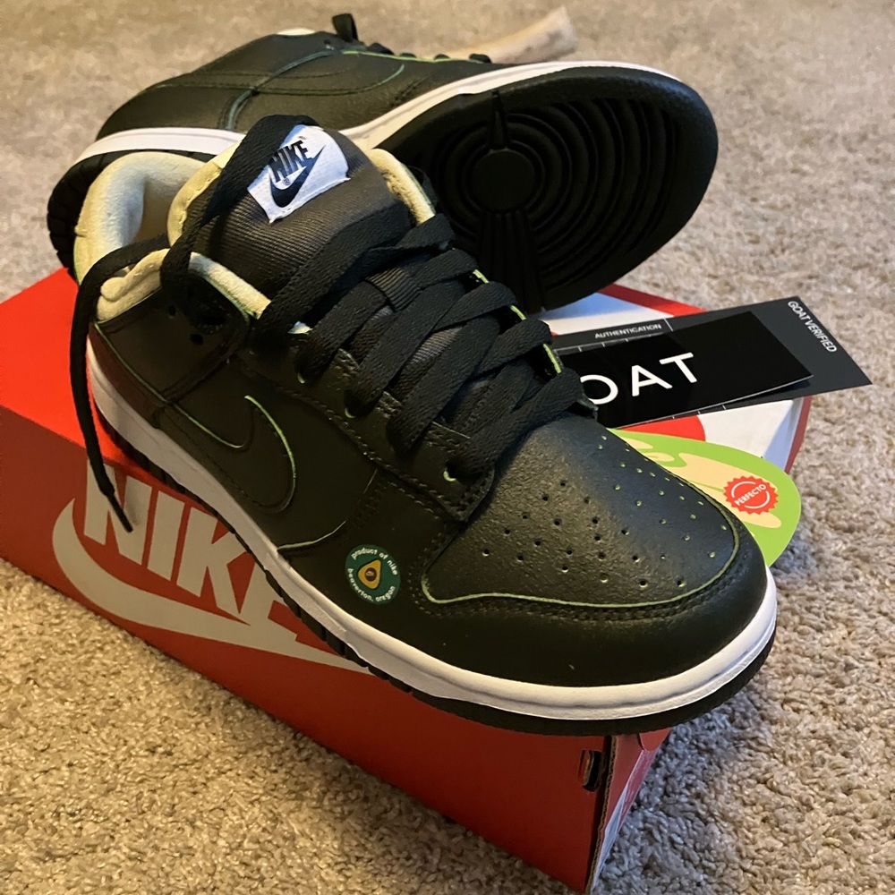 Nike Dunk low lx Avocado